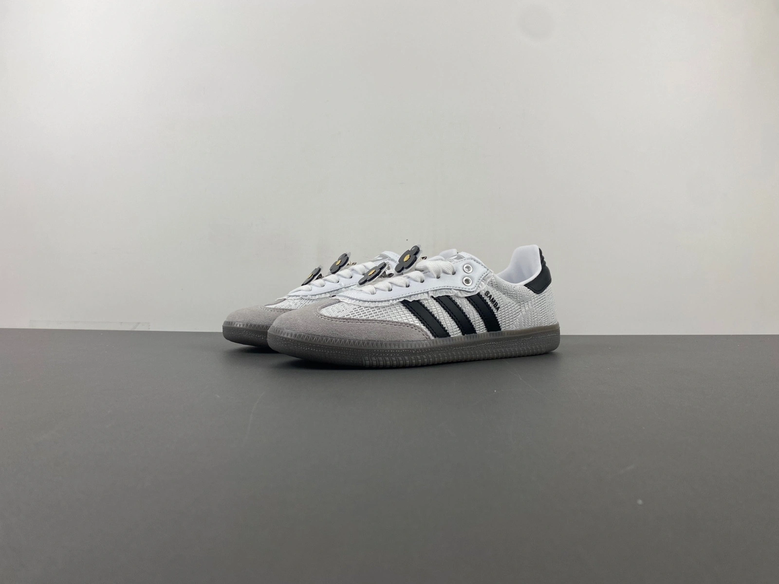 Adidas Samba OG Lace Flower (Women's) - IH3371