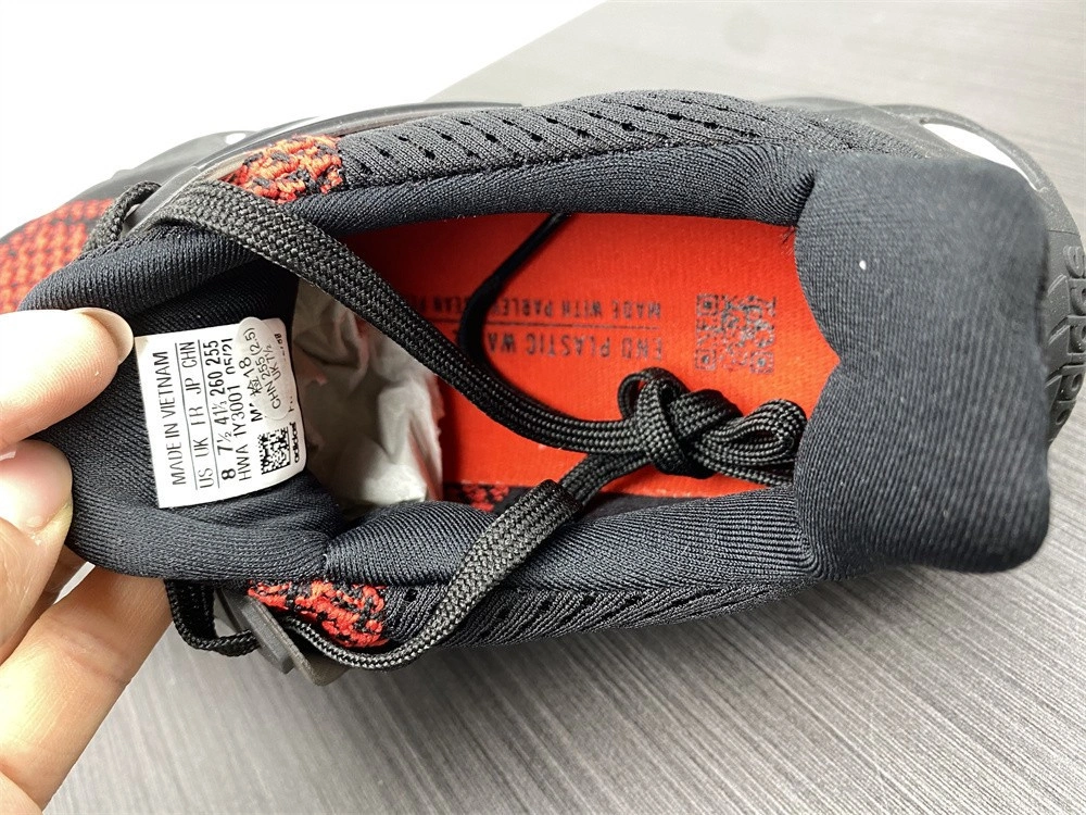 Adidas Ultra BOOST Web DNA GY8091