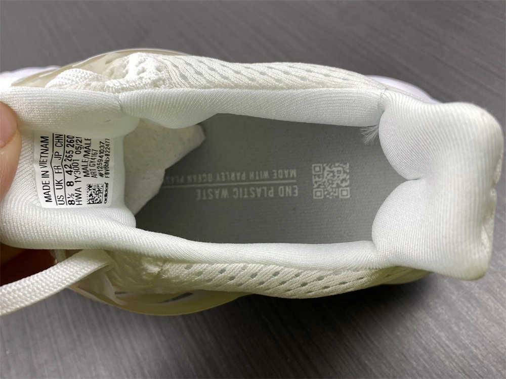 Adidas Ultra Boost Web DNA Cloud White Grey GY4167