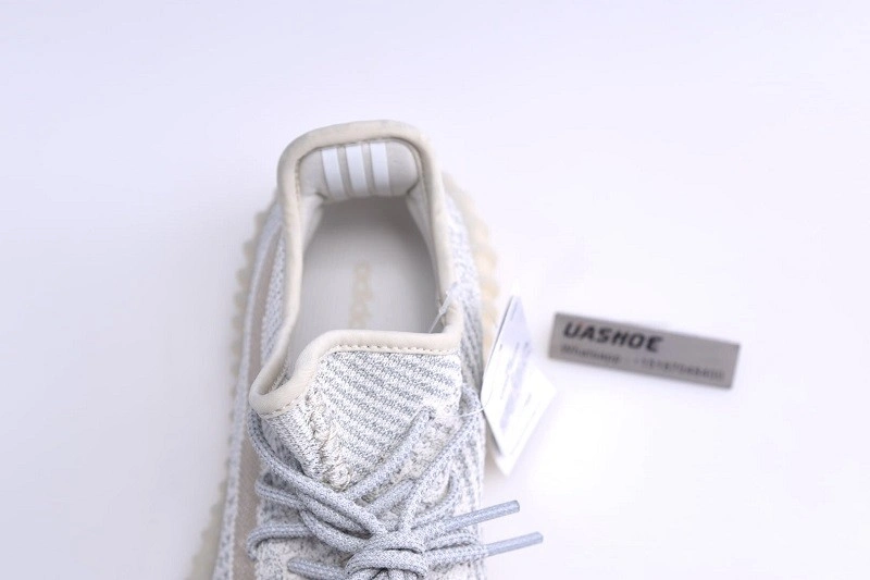 Adidas Yeezy 350 Boost V2 