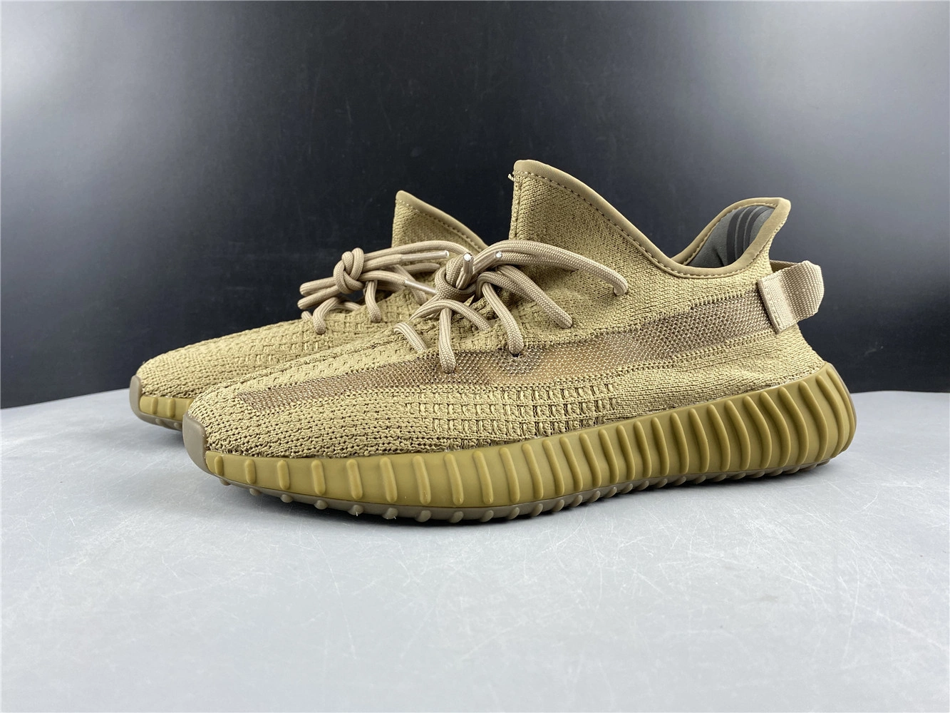 Adidas Yeezy Boost 350 V2 “Marsh”  FX9033