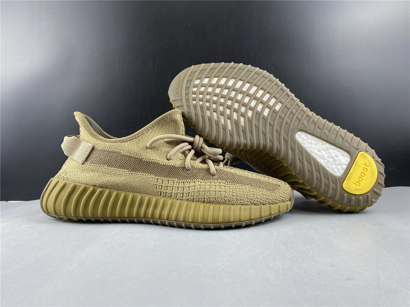 Adidas Yeezy Boost 350 V2 “Marsh”  FX9033