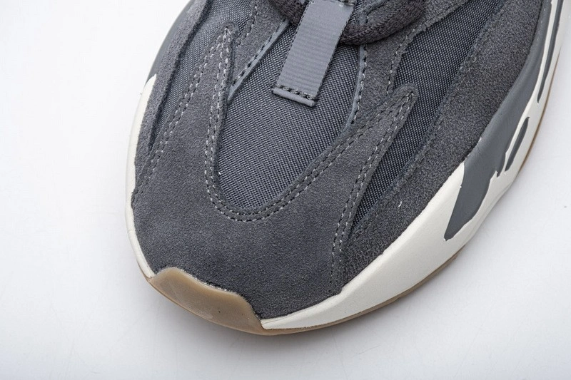 Adidas Yeezy Boost 700 'Magnet'  FV9922