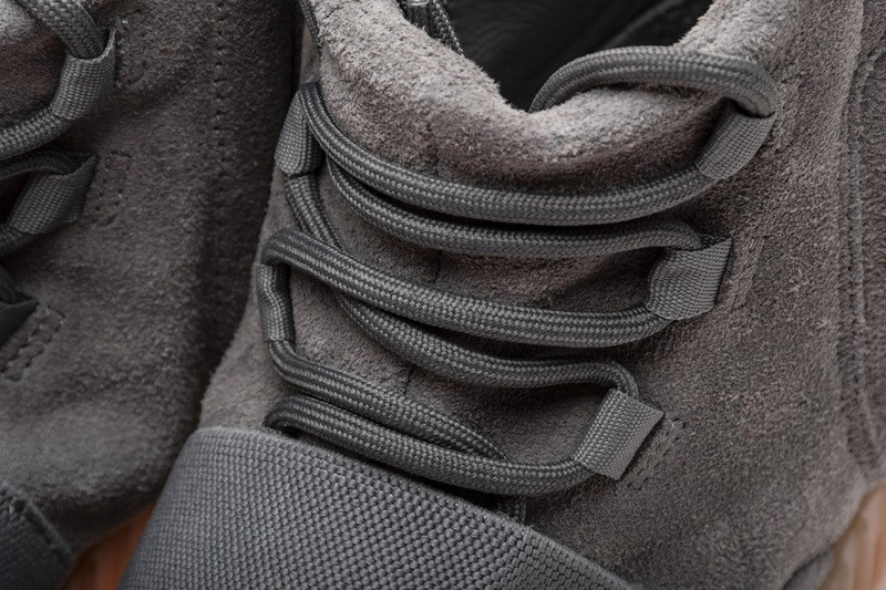 Adidas Yeezy Boost 750 Grey Gum  BB1840