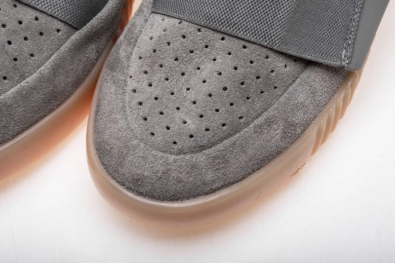 Adidas Yeezy Boost 750 Grey Gum  BB1840
