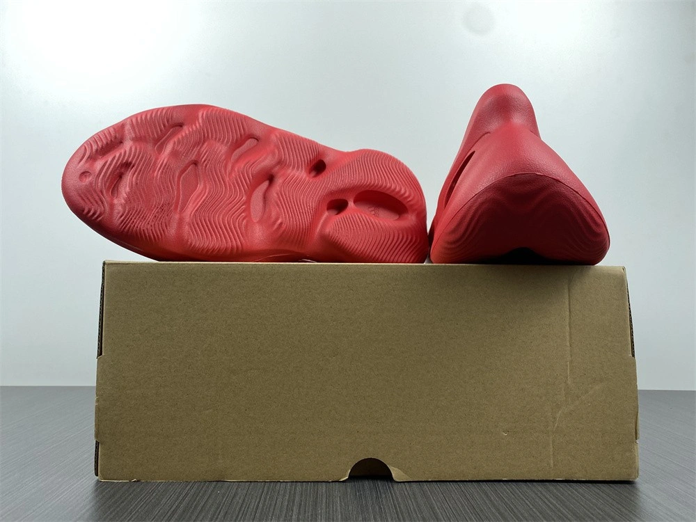 Adidas Yeezy Foam Runner  CW3355