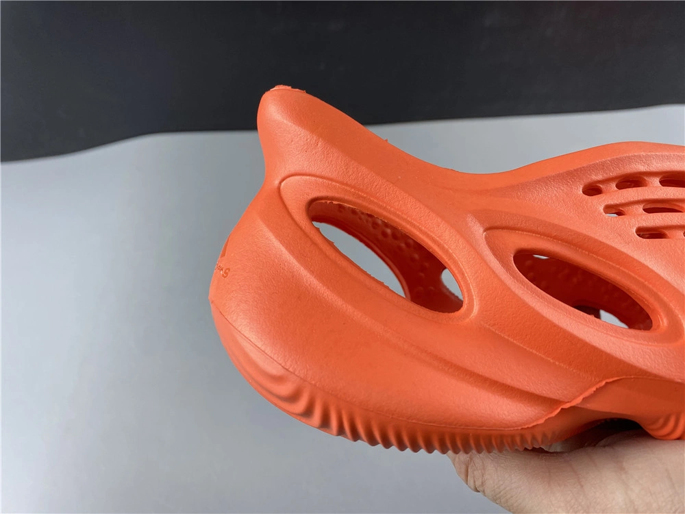 Adidas Yeezy Slide