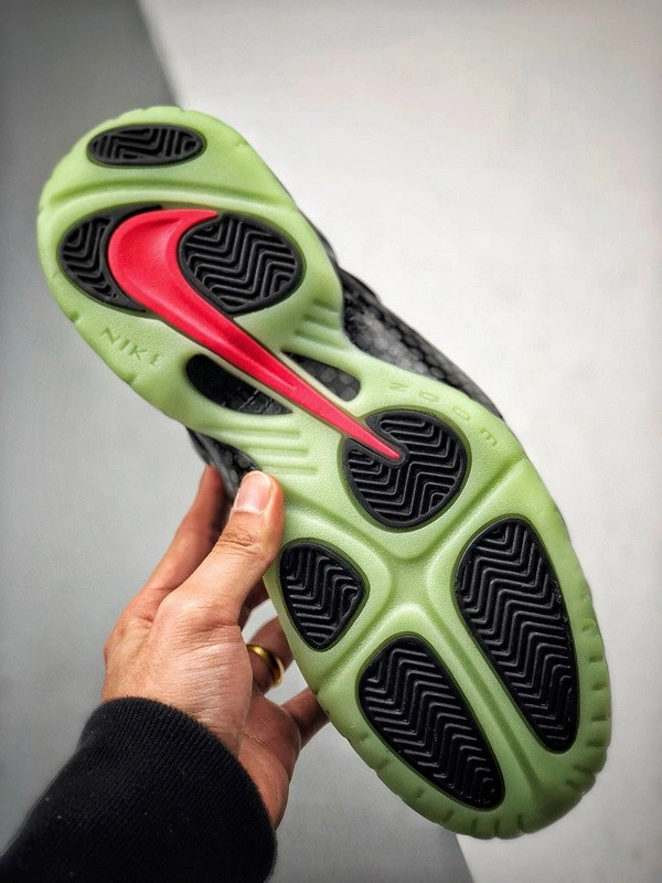 Air Foamposite Pro Yeezy  616750-001