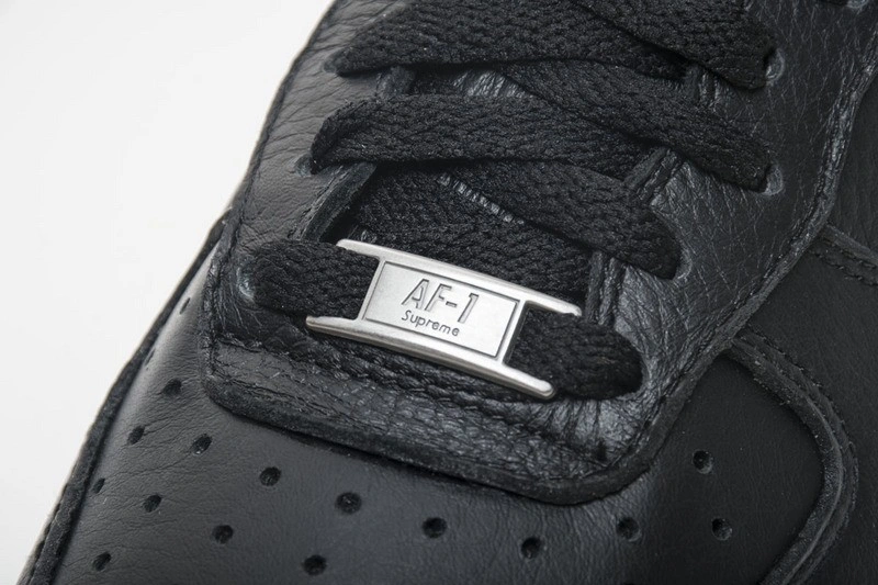 Air Force 1 Low  Comme des Garcons  AR7623-001‎