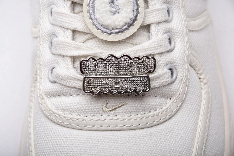 Air Force 1 Low Travis Scott Sail AQ4211-101