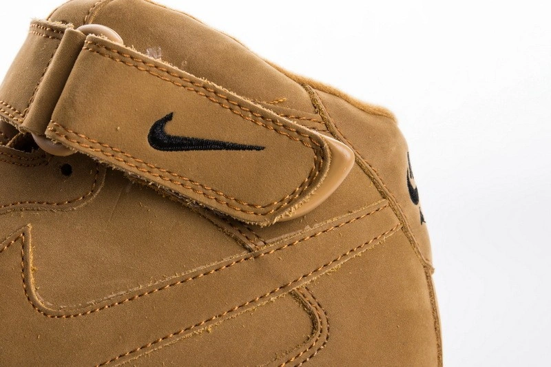 Air Force 1 Mid Flax (2016)  715889-200