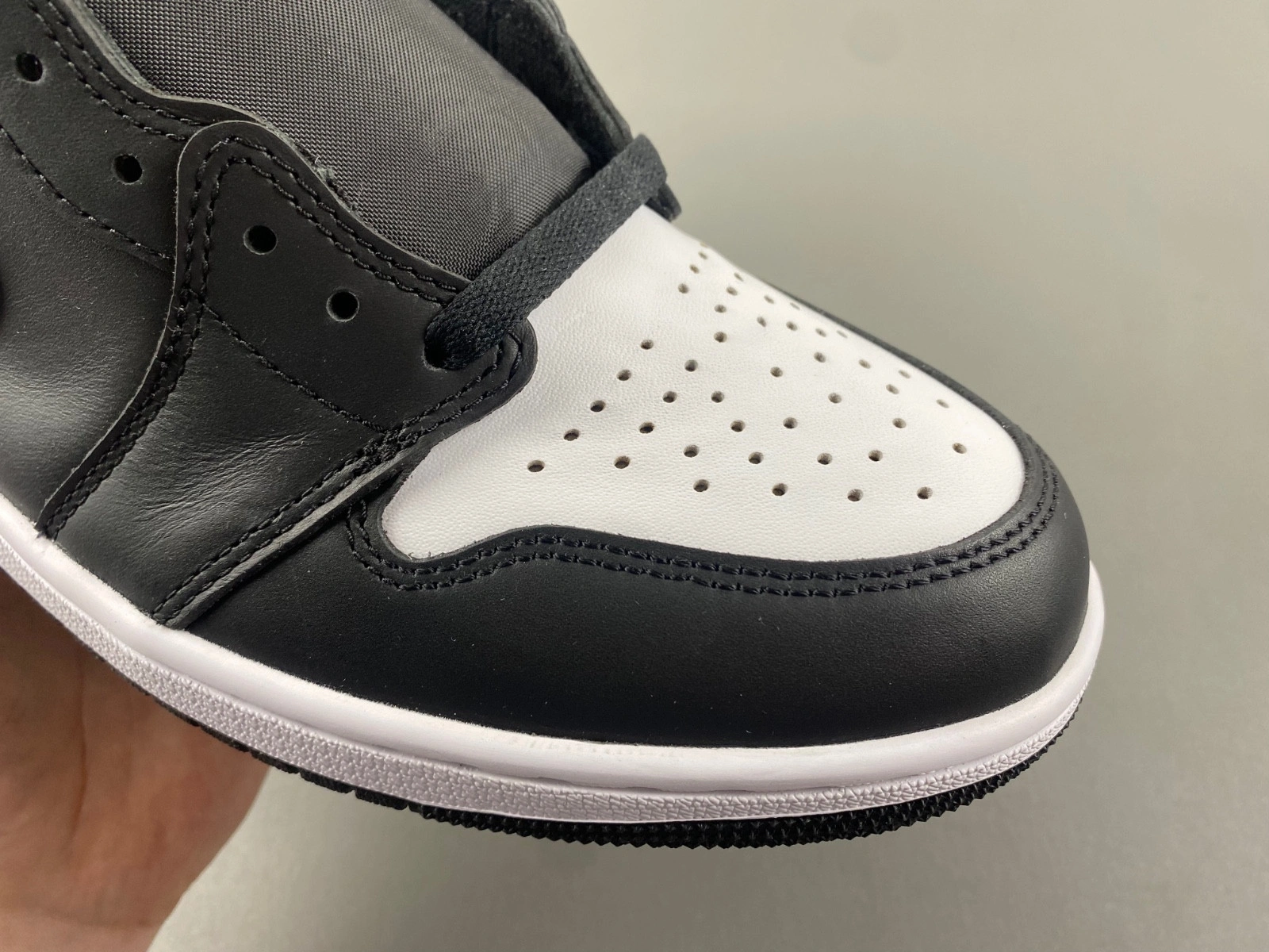 Air Jordan 1 Black White DZ5485-010