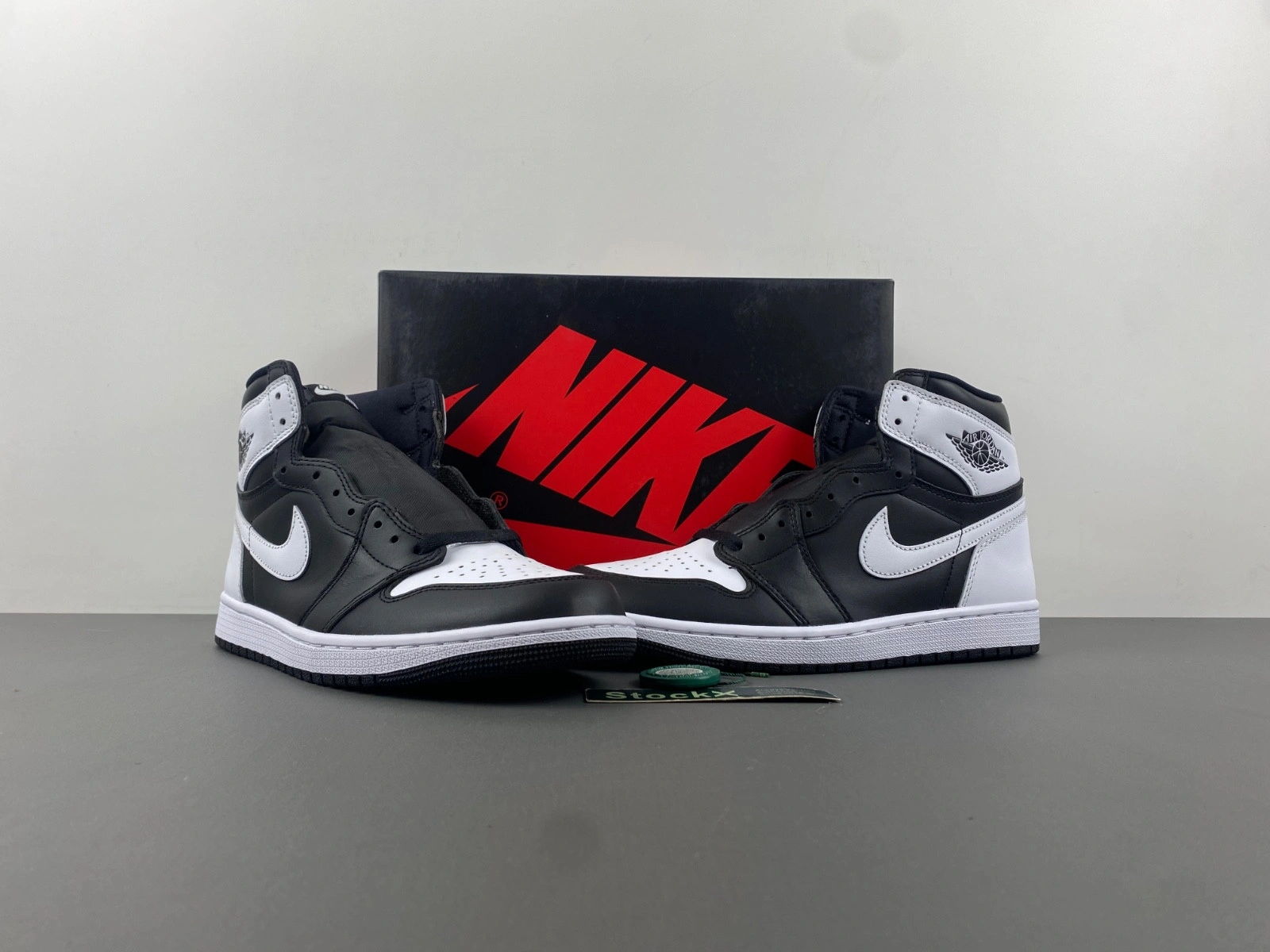 Air Jordan 1 Black White DZ5485-010