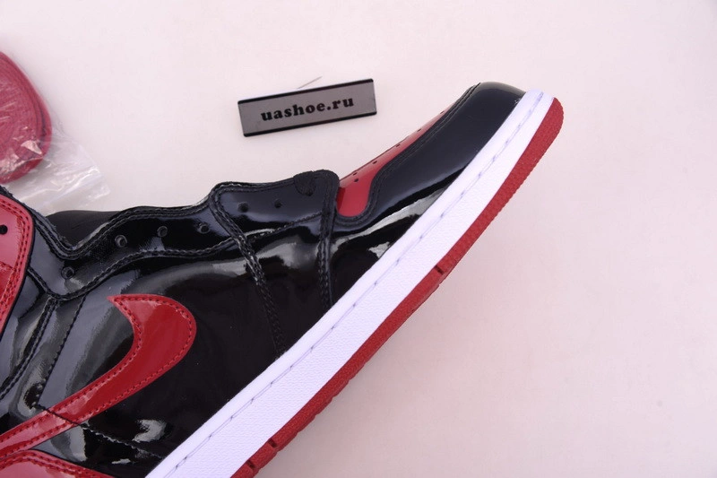 Air Jordan 1 Bred Patent Leather 555088-063