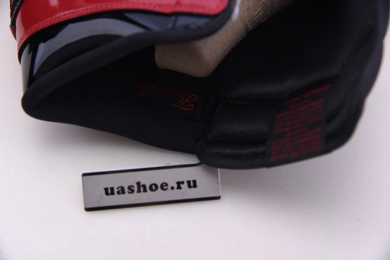 Air Jordan 1 Bred Patent Leather 555088-063