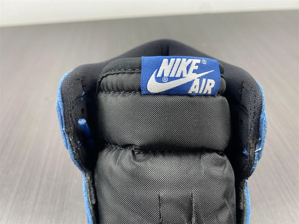 Air Jordan 1 Dark Marina Blue 555088-404