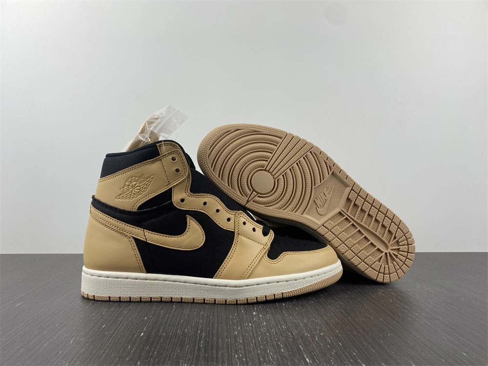 Air Jordan 1 Heirloom 555088-202