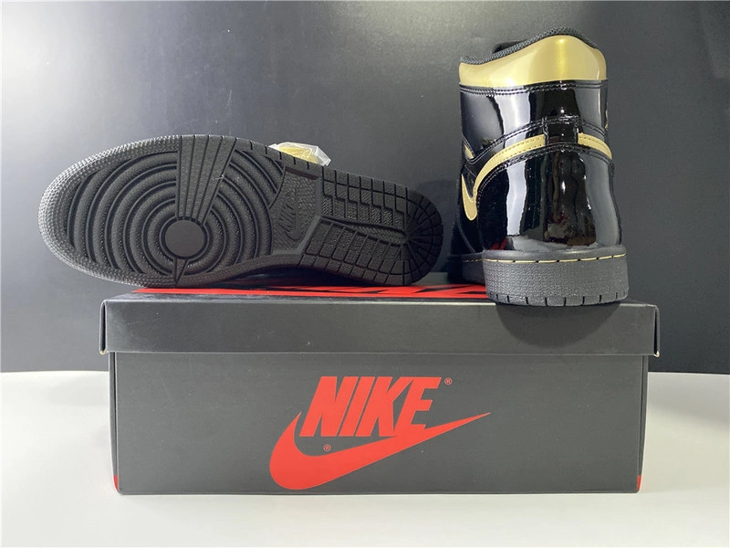 Air Jordan 1 High OG   555088-032