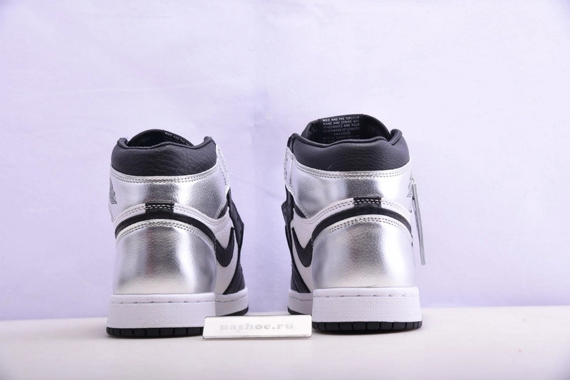 Air Jordan 1 High OG  “Silver Toe”  CD0461-001