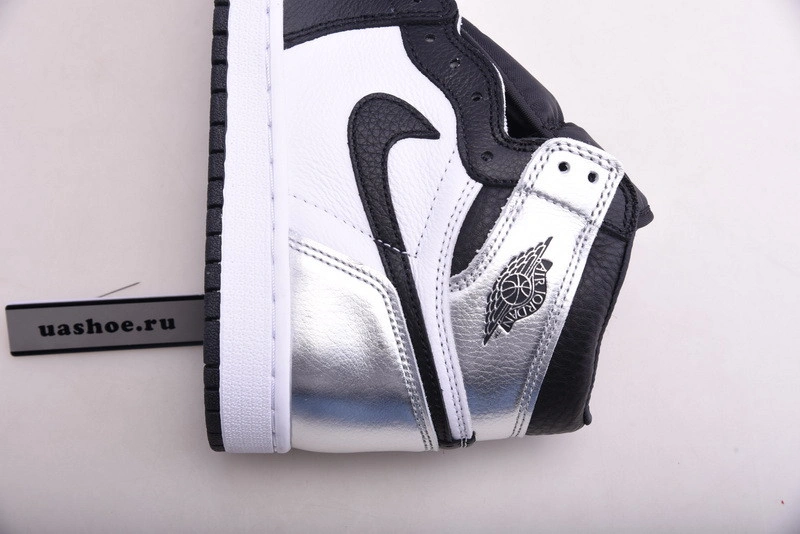 Air Jordan 1 High OG  “Silver Toe”  CD0461-001