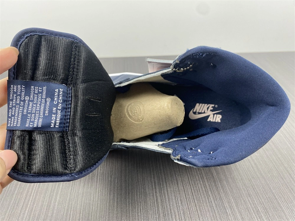 Air Jordan 1 High OG “Atmosphere”   DD9335-641