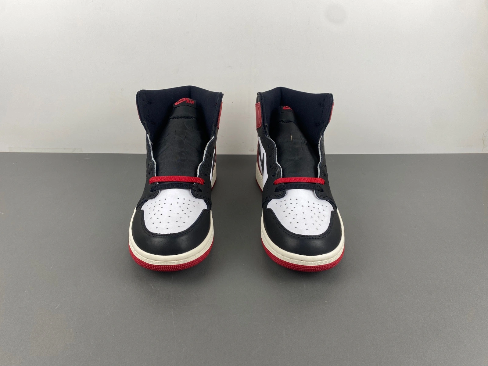 Air Jordan 1 High OG Black Toe Reimagined DZ5485-106
