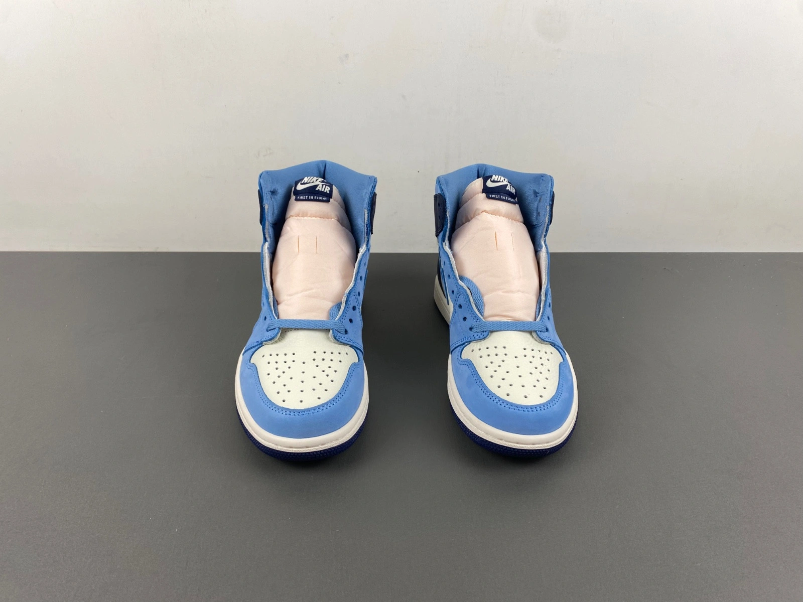 Air Jordan 1 High OG First in Flight FD2596-400