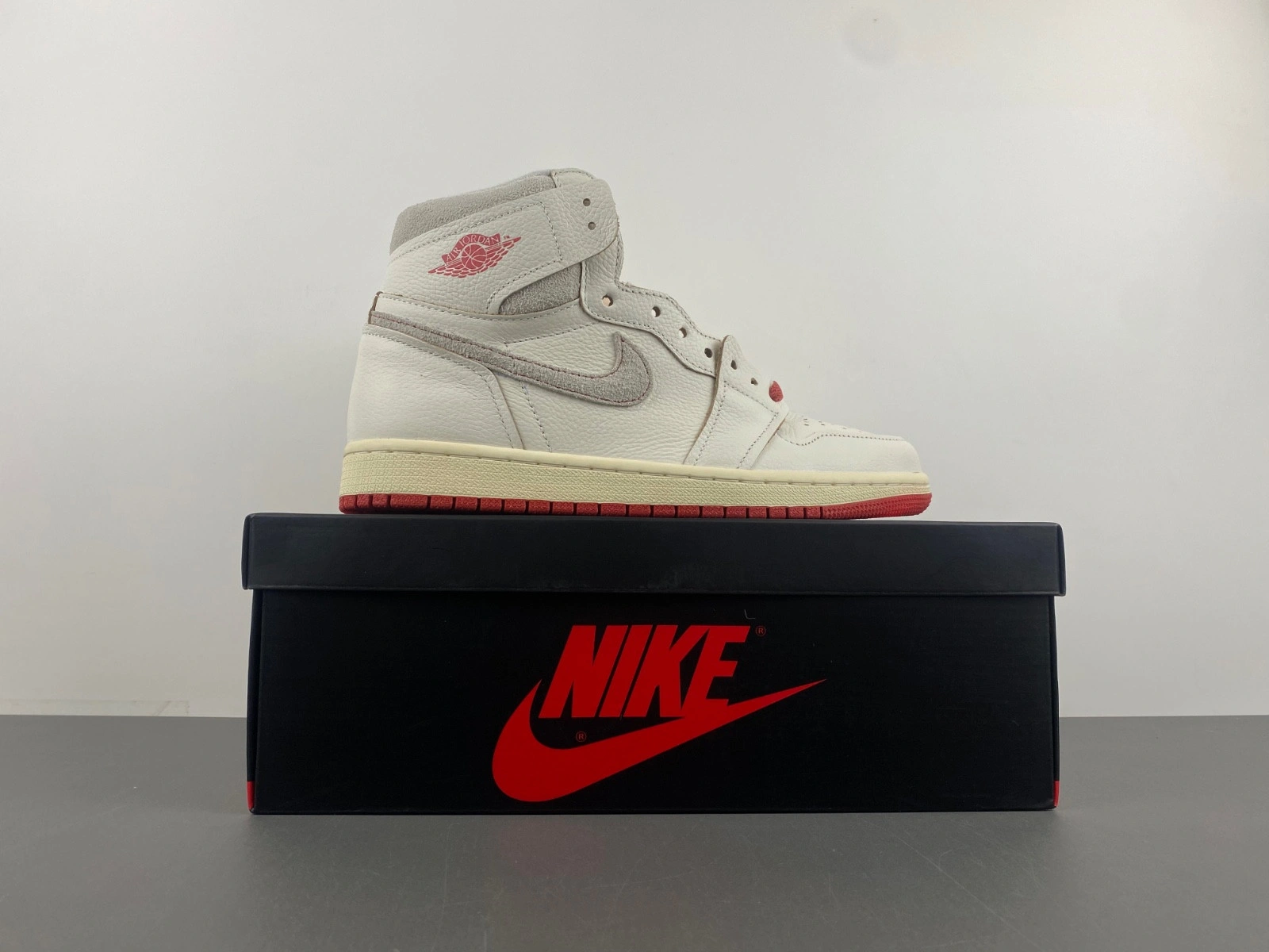 Air Jordan 1 High OG Rare Air Cinnabar DB4612-100