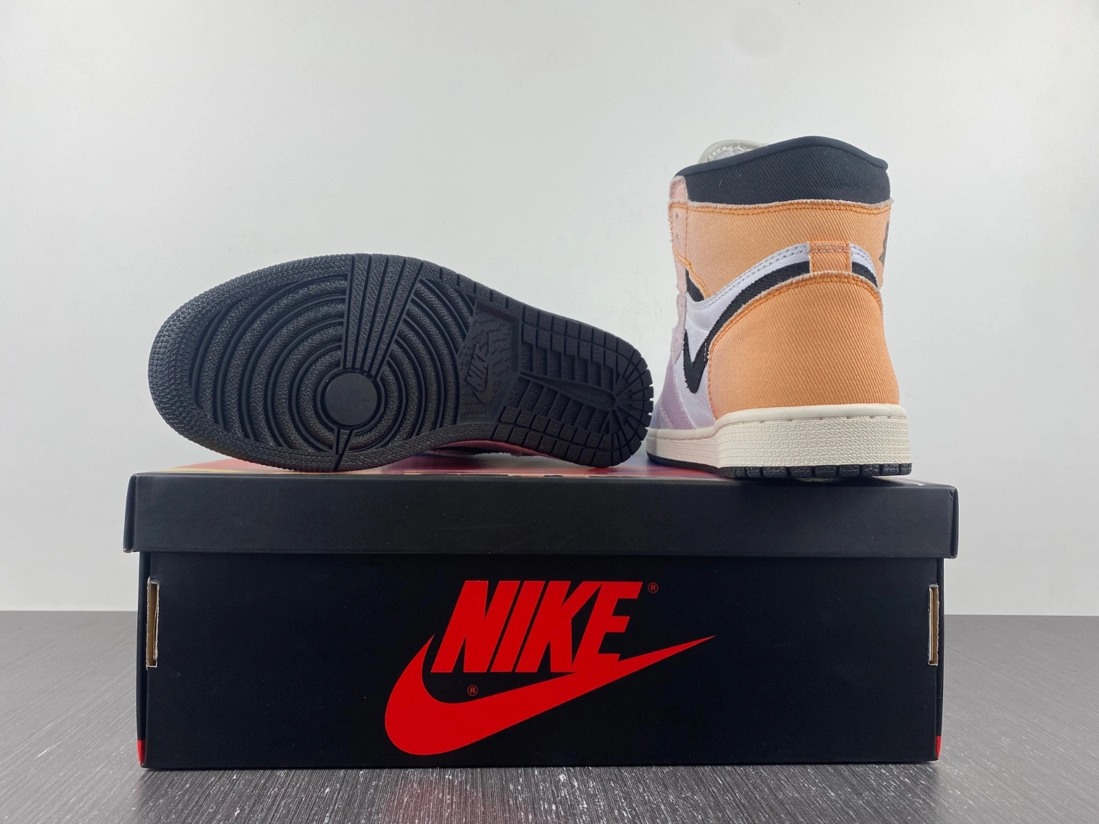 Air Jordan 1 High OG 