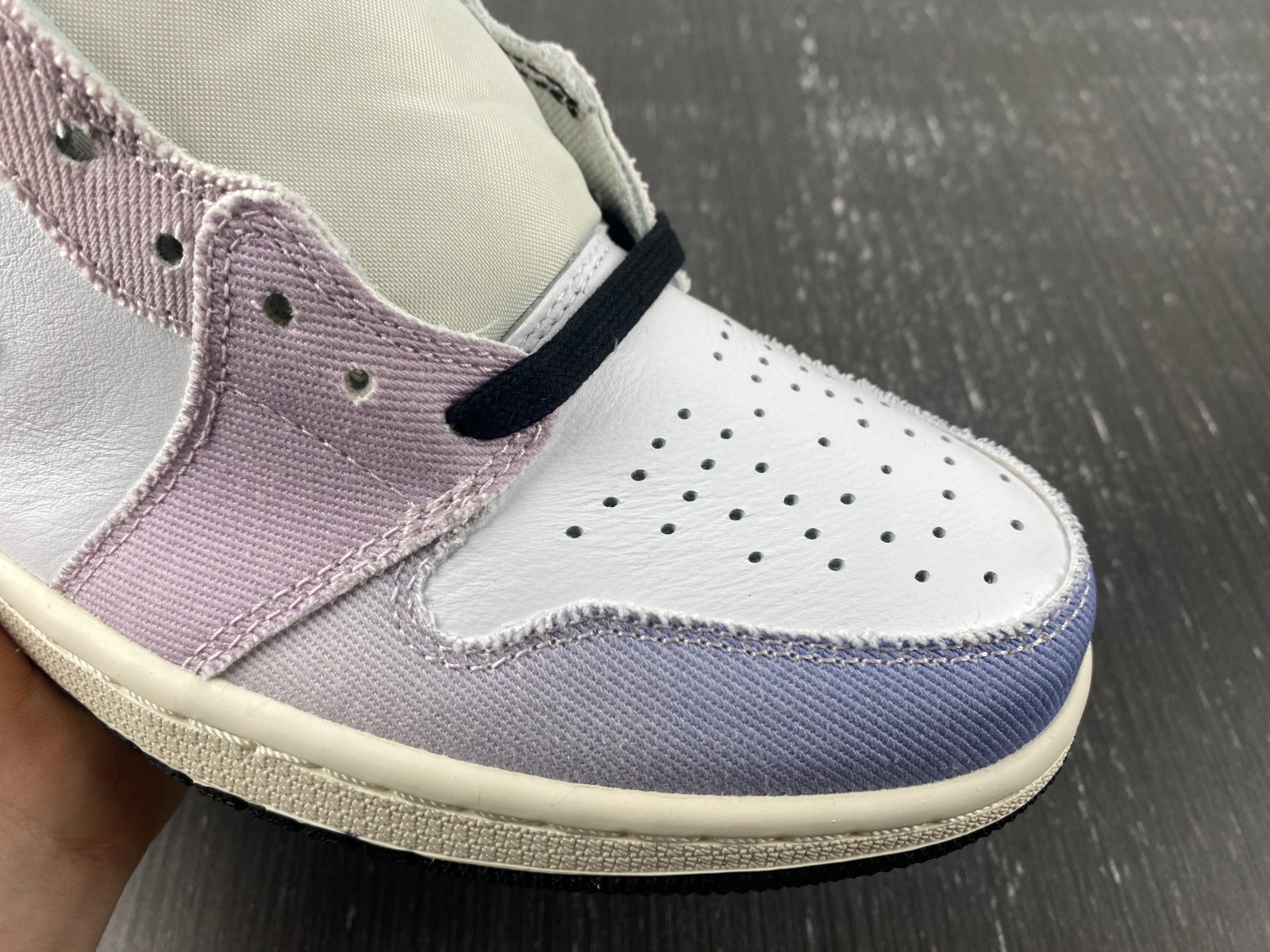 Air Jordan 1 High OG 