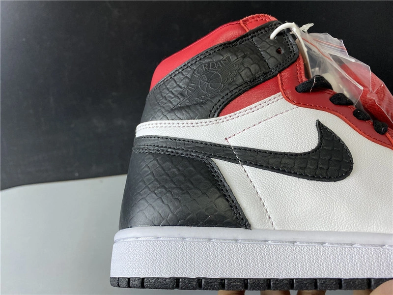 Air Jordan 1 High OG WMNS “Satin Snake”   CD0461-601