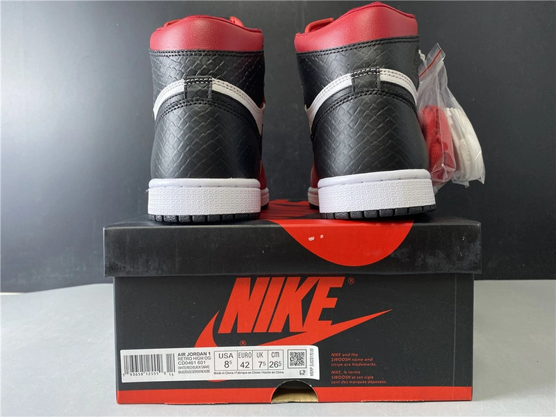 Air Jordan 1 High OG WMNS “Satin Snake”   CD0461-601