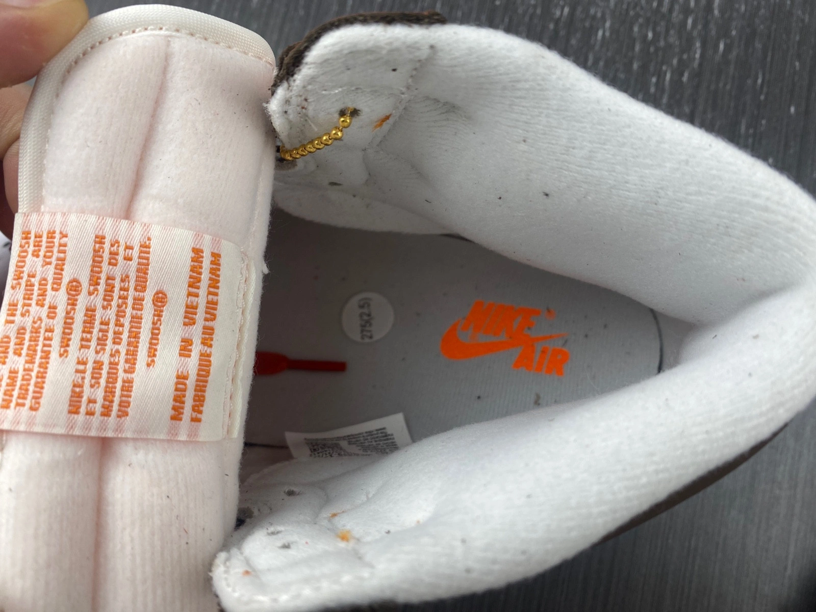 Air Jordan 1 High OG WMNS “Starfish” DO9369-101