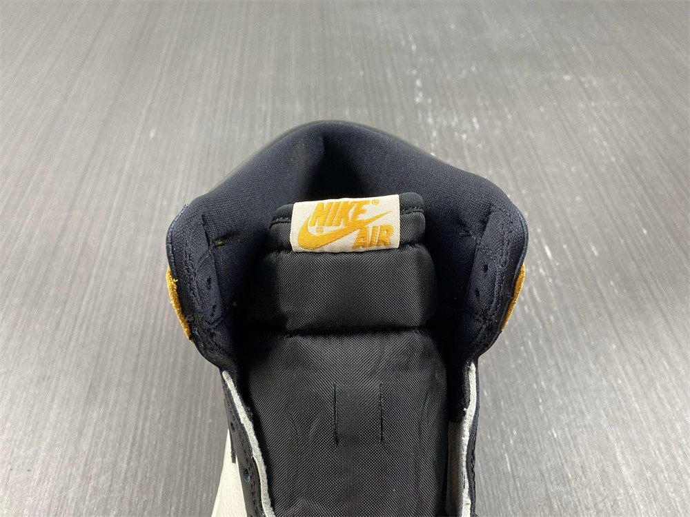 Air Jordan 1 High OG 