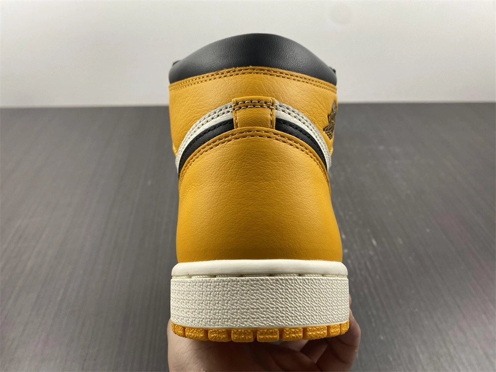 Air Jordan 1 High OG 