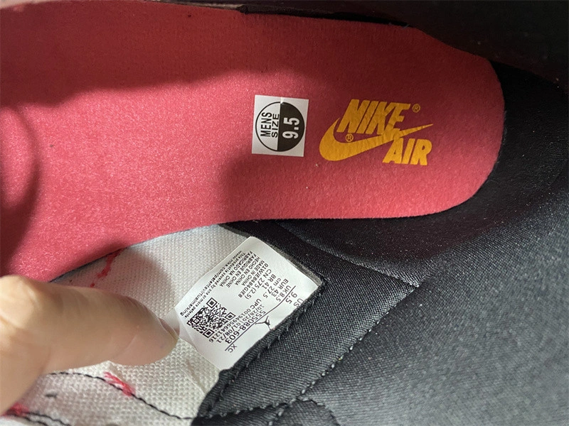 Air Jordan 1 High OG“Light Fusion Red”  555088-603