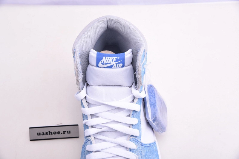 Air Jordan 1“ Hype Royal”  555088-402