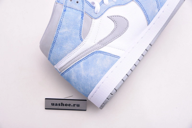 Air Jordan 1“ Hype Royal”  555088-402