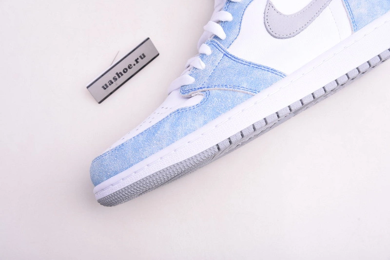 Air Jordan 1“ Hype Royal”  555088-402