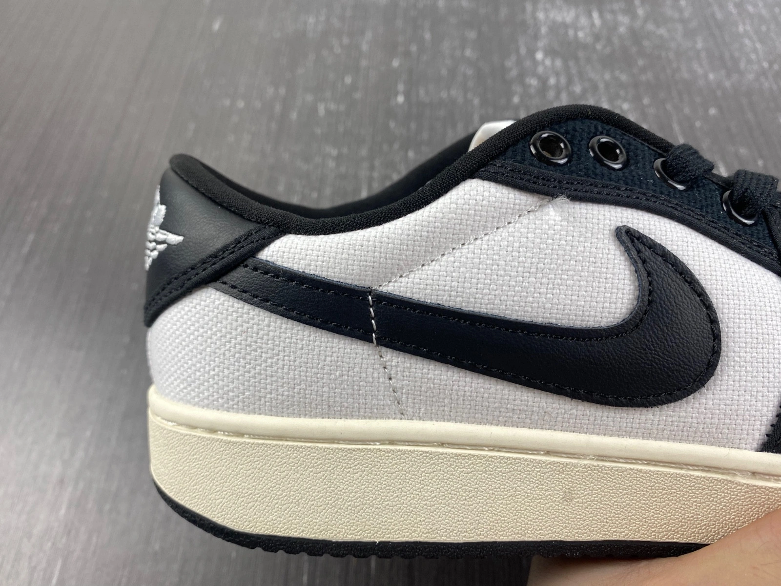Air Jordan 1 KO Low 