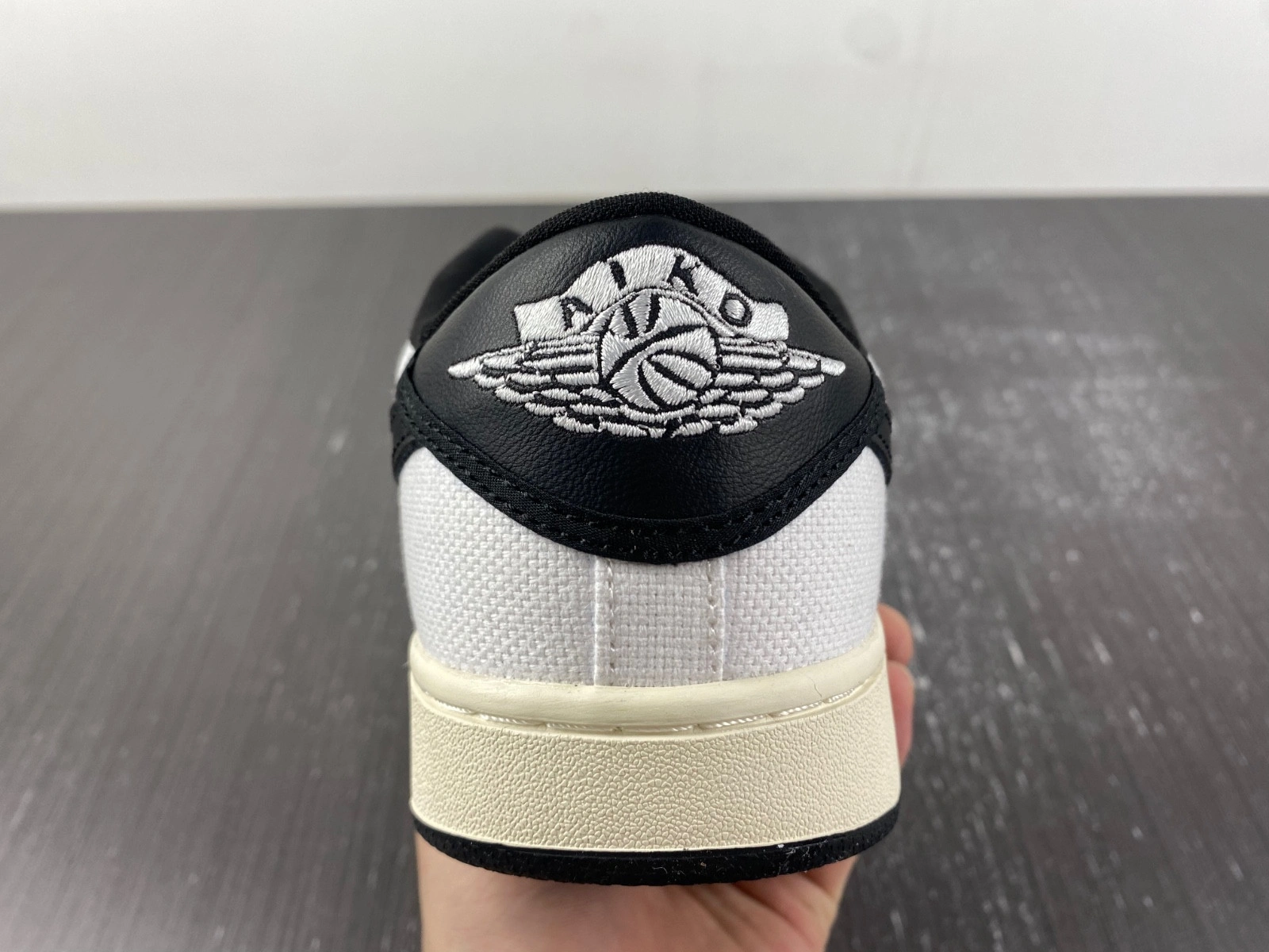 Air Jordan 1 KO Low 