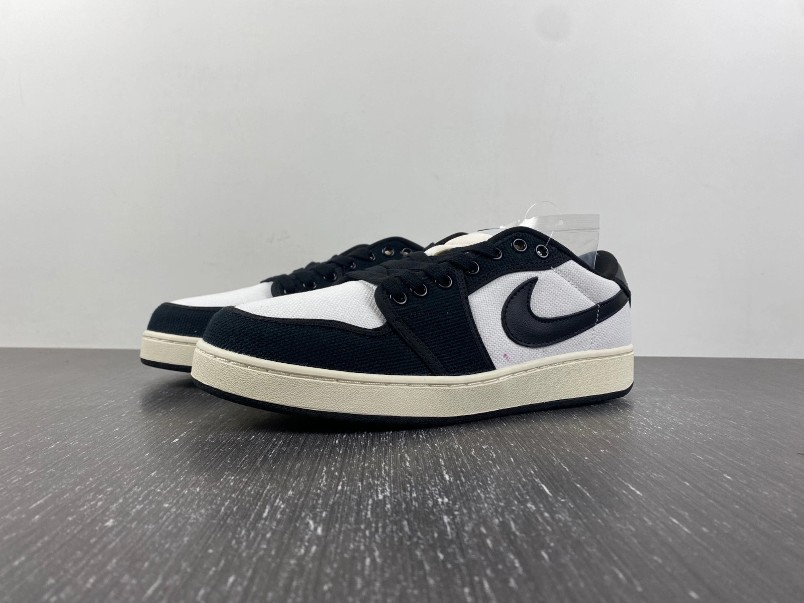 Air Jordan 1 KO Low "Black White" DX4981-100