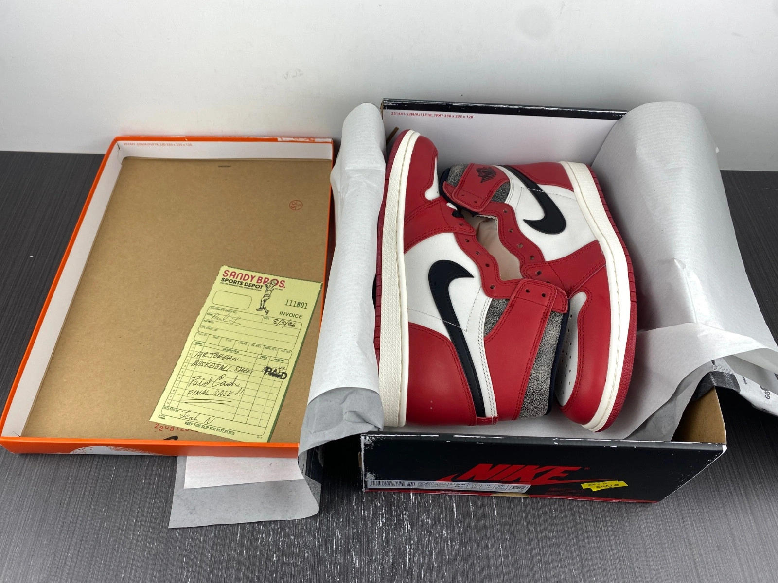 Air Jordan 1 Lost And Found DZ5485-612