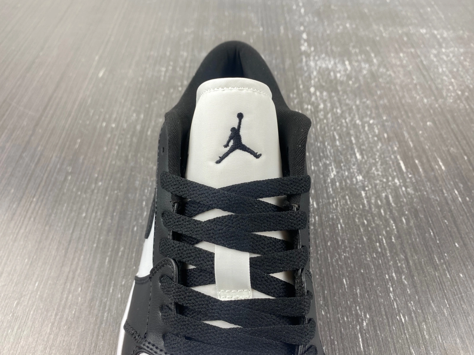 Air Jordan 1 Low Black White DC0774-101