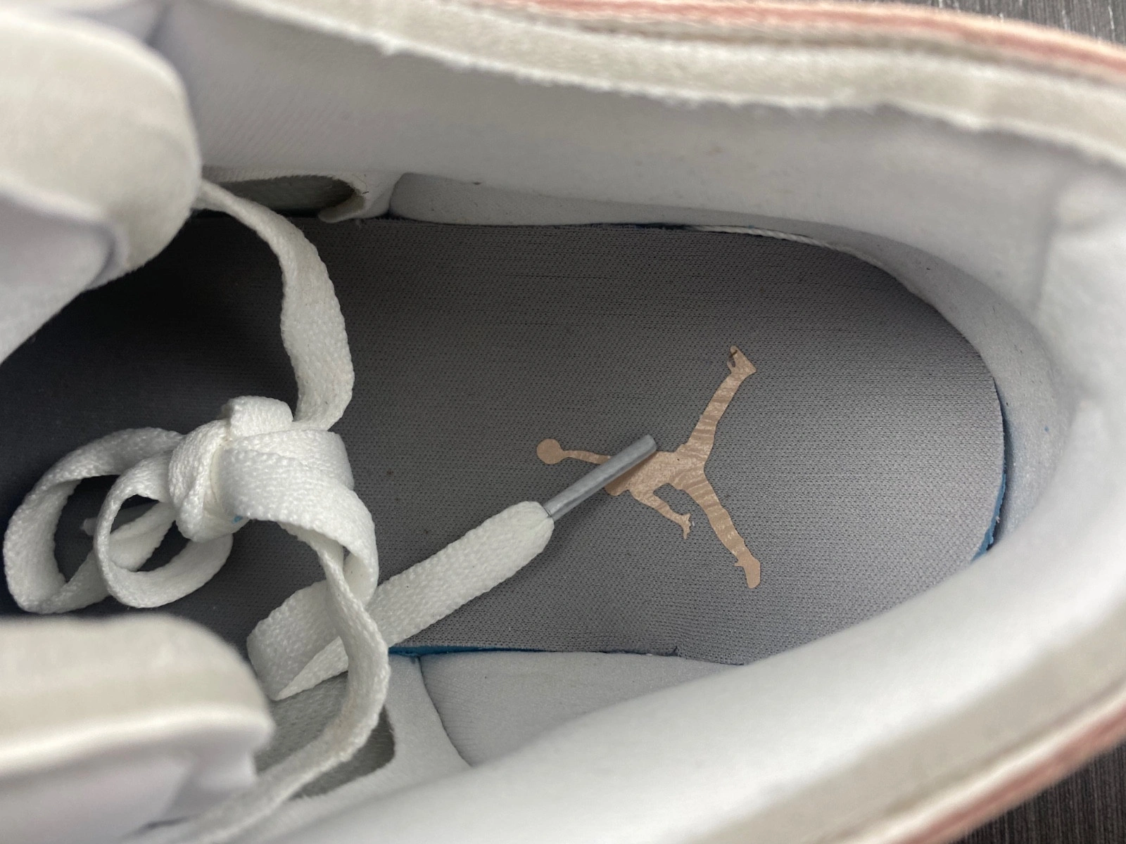 Air Jordan 1 Low Craft 
