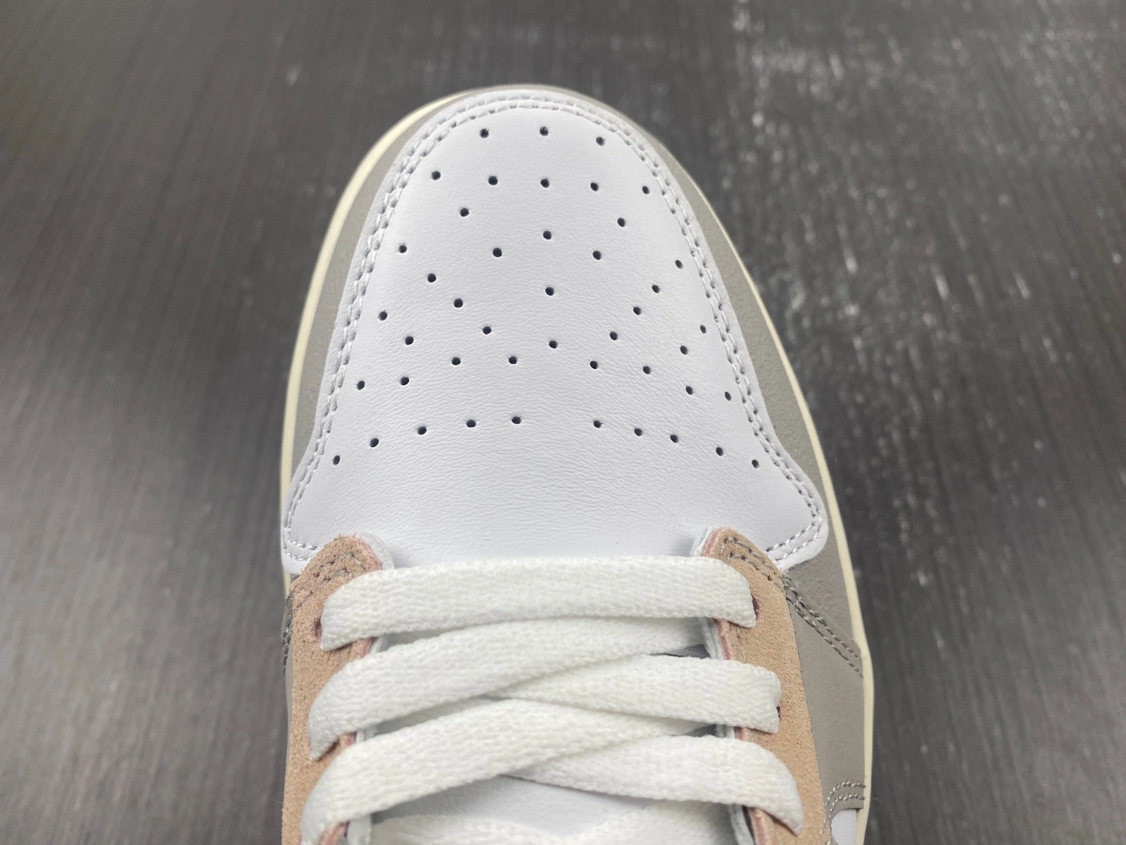 Air Jordan 1 Low Craft 