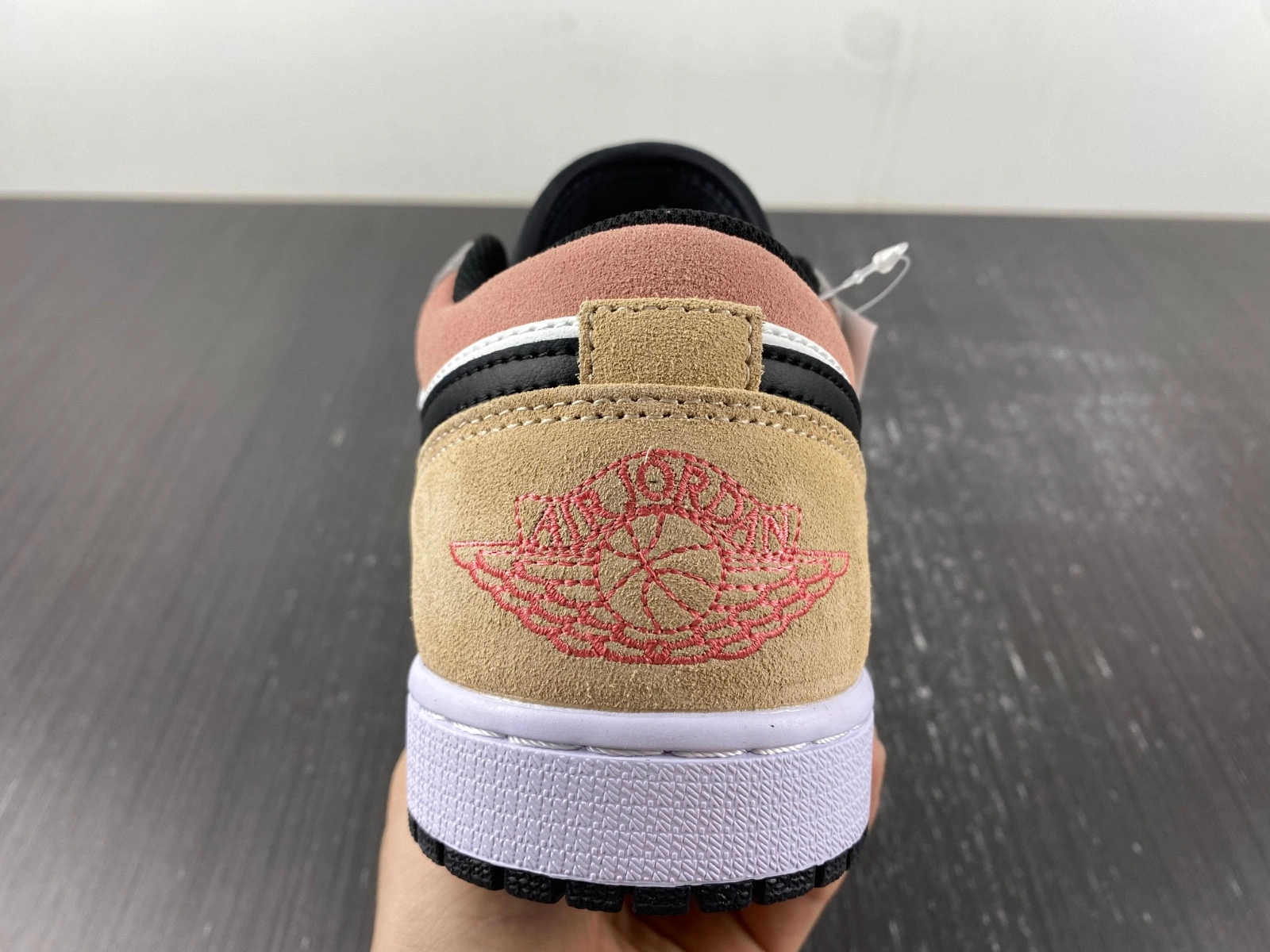 Air Jordan 1 Low 