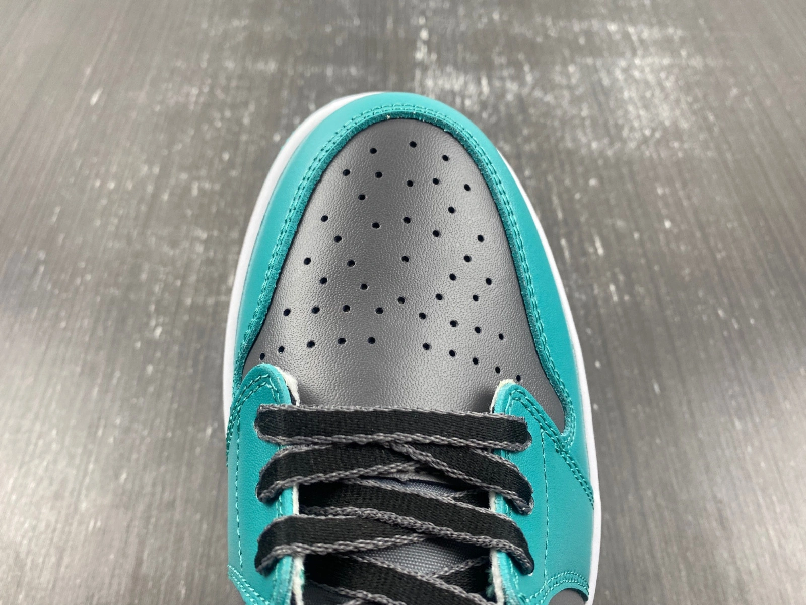 Air Jordan 1 Low Golf 
