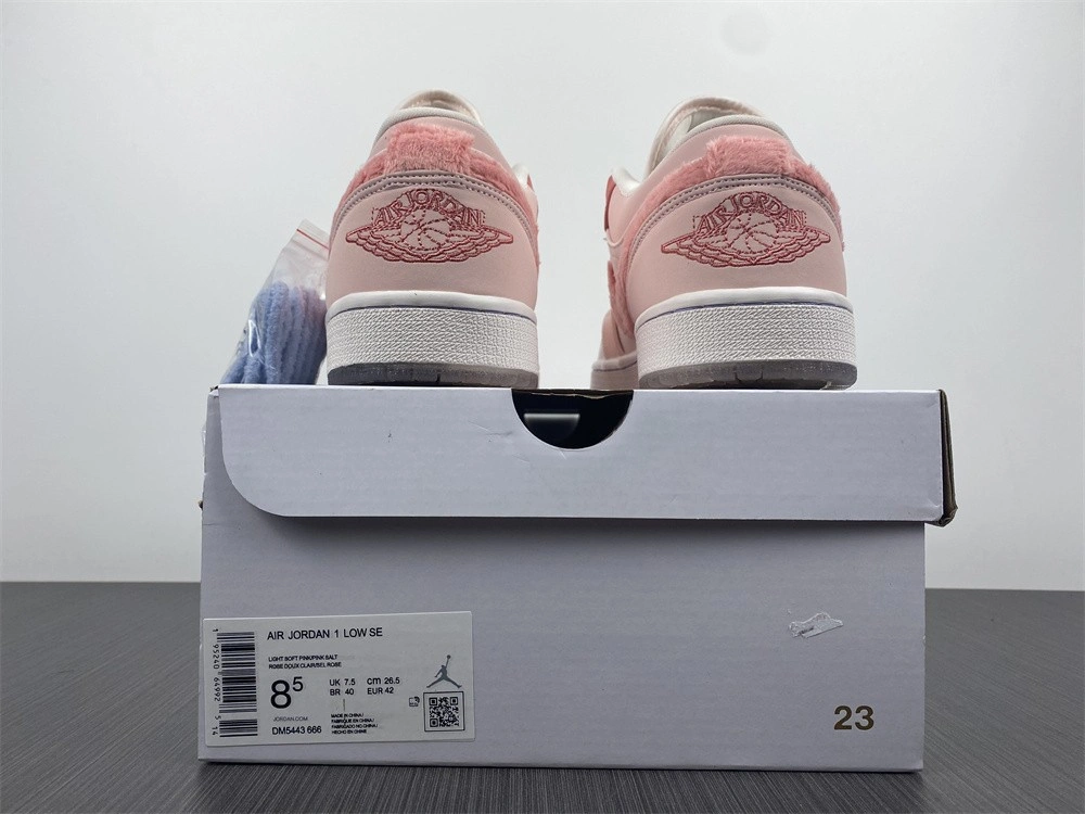 Air Jordan 1 Low Mighty Swooshers DM5443-666