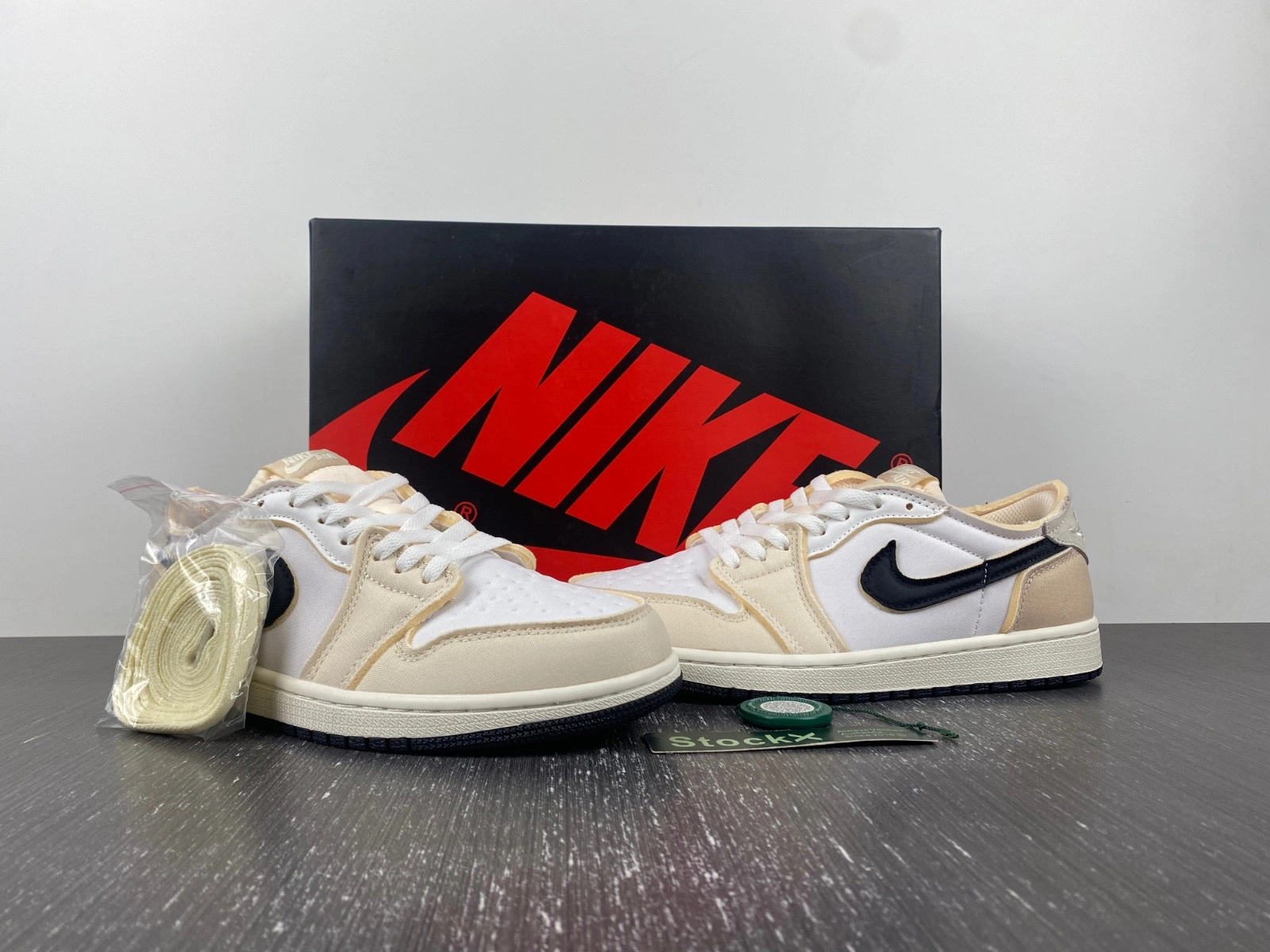 Air Jordan 1 Low OG EX 